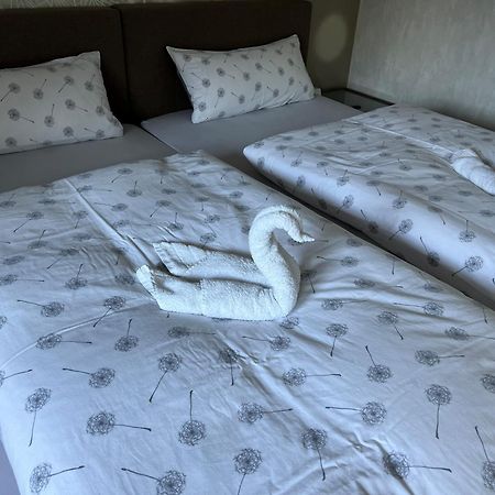 Peedy'S Luxurioese 60M² Wohnung Mit Balkonterrasse Στάντε Εξωτερικό φωτογραφία